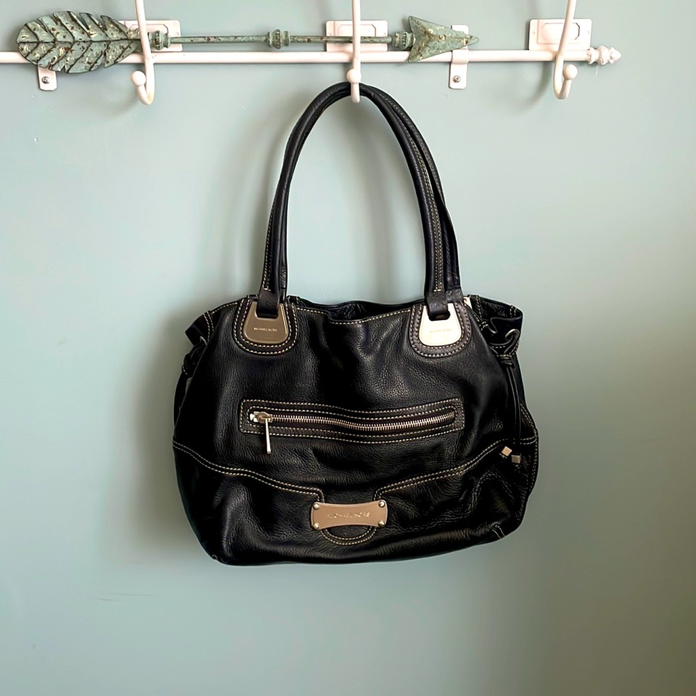 Michael Kors black leather purse new with out tags
